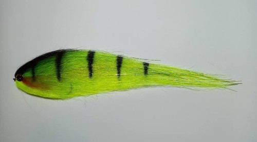 MUCHA SZCZUPAKOWA PREDATOR PF04
