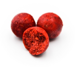 KULKI ZANĘTOWE MASSIVE BAITS ECO BOILES STRAWBERRY 18MM 1KG