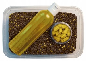 MULTIPACK FEEDER BAIT 3W1 SWEET CORN  PEELET 2MM 450G,LIQUID150ML,MINI ŚLIMAK 25ML