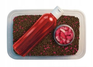 MULTIPACK FEEDER BAIT 3W1 TRUSKAWKA PELLET 2MM 450G,LIQUID150ML,MINI ŚLIMAK 25ML